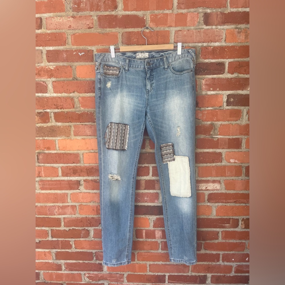 Free People FP Patchwork Jeans Distressed Patches Size 31